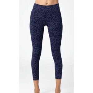 Vie Active Lili Leggings Women Size Medium NWT Sculpting Workout Casual